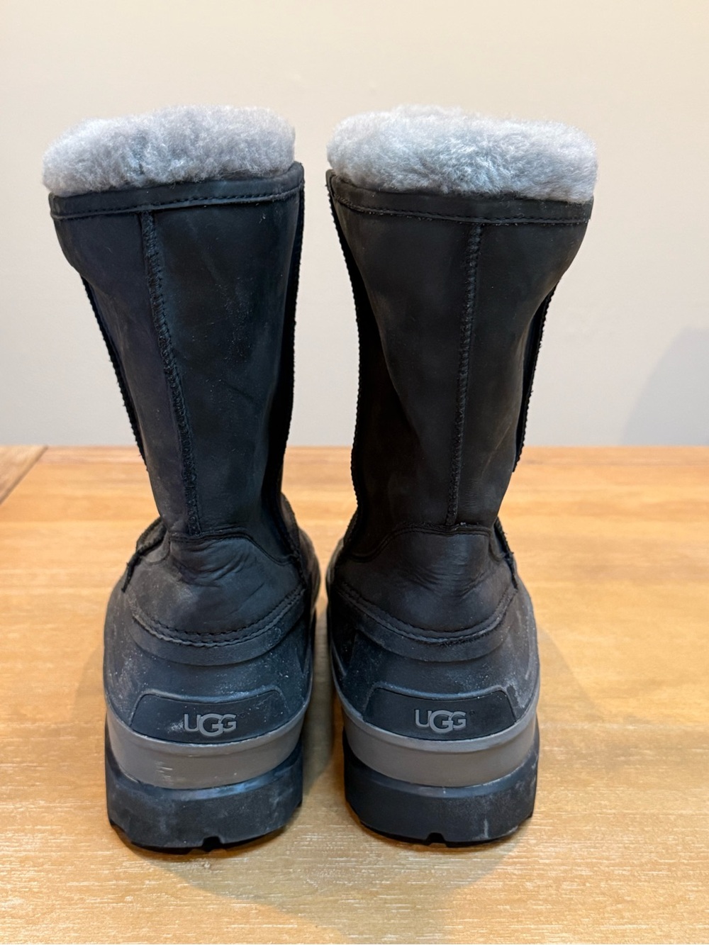 RARE UGG Australia Mns Gray Pueblo Boot Waterproof Leather Rubber Sheepskin Sz13 - Picture 7 of 11